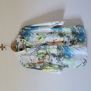 Chico's Linen 3/4 Sleeve Green Blue Watercolor Button Down Size Medium